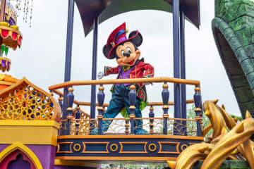 ランドのディズニー・ハロウィーンは今年もヴィランズが主役！　人気のパンプキンソフト＋チュロスのサンデーも登場