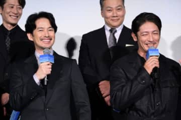 竹野内豊、主演作のキャストに感謝　天然＆気遣いエピソード明かされ照れ笑いも