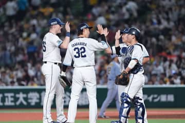 「は、なんだこれ笑」　酷暑のベルーナドームでまさかの“異変”…ファン仰天「初めて見た」