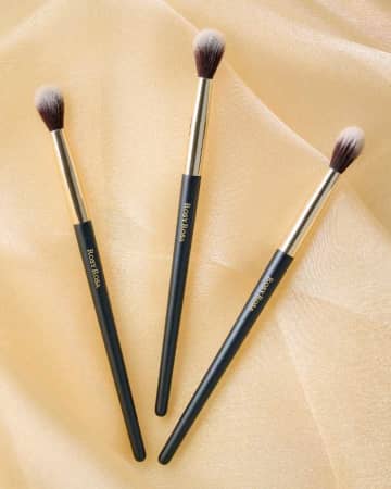 ロージーローザの新ブラシで叶えちゃおう♡ふんわり立体メイクが完成