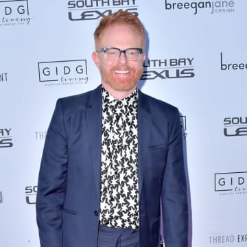 ジェシー・タイラー・ファーガソン、『モダン・ファミリー』の演技にゲイから批判