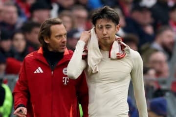 日本代表DF伊藤洋輝の復帰は3〜4カ月後か…昨夏バイエルン加入も中足骨骨折に苦しむ