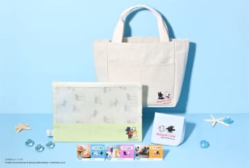 リサとガスパールが初のカフェ・ド・クリエとコラボレーション！数量限定「2025 サマーバッグ」販売始まる