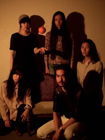 過去と現在が倒錯するような眩暈の中で響く、ポップで奇妙なサイケデリア。東京～横浜を拠点に活動する新鋭バンド、brooksが待望の1stアルバムを9月17日（水）にリリース