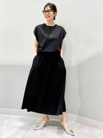【GUのモノトーン】がセンス良すぎ！ 40・50代の簡単オシャレ♡「上品セットアップ」