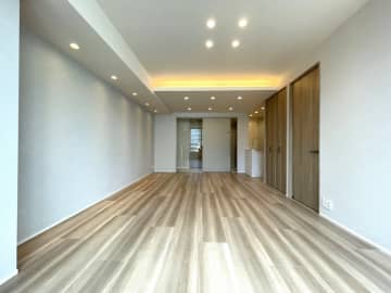 青山パークタワー 13階｜「「渋谷」駅徒歩4分。渋谷の中心に住まう。大規模再開発の恩恵を享受。大型犬飼育可能。収納豊富・リビングが中心のゆとりある間取り