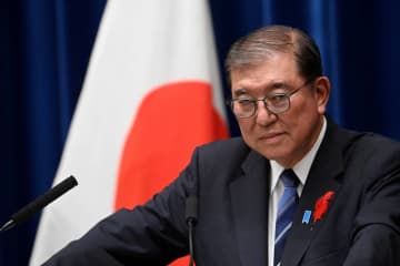 石破首相「現金給付は1回に限らず」“おかわり”示唆にネット反感「金やるから票をよこせってこと？」