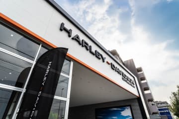 ハーレーダビッドソン西東京店オープン！　都内最大級の次世代型店舗