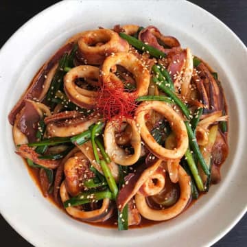おつまみにぴったり！コリコリ食感がたまらない「いかの炒め物」