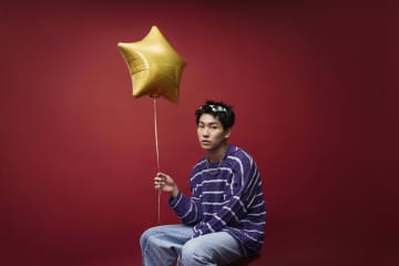 Ayumu Imazu、アニメ『カラオケ行こ！』主題歌「HOWL」配信リリース