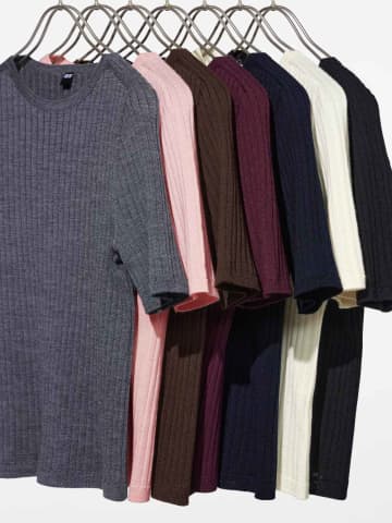「Tシャツが苦手」な40・50代へ！【ユニクロ】大人が似合う「夏ニット」