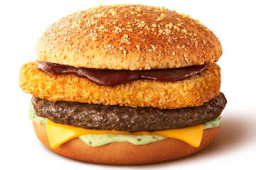 マクドのハワイ企画、新作から４年ぶりの復活バーガーまで全７品