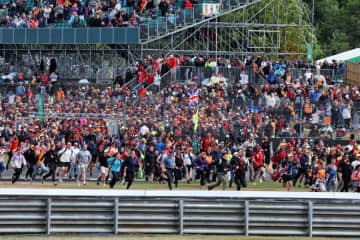 クラシックカーのパーツ盗難に、インフルエンサーによる展示車両の破損と逮捕。高まるF1人気の裏で現場への負担が増加