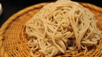 日本の政府食堂で「大特ざるそば」を食べてみた―中国人記者