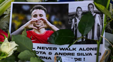 日本代表の同僚、28歳で悲劇の事故死…同胞スターがプレー志願の理由説明「きっと試合に出てほしがったはず…」