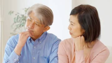 悔やんでます…〈年金40万円〉〈退職金5,000万円〉70代の元教員夫婦が絶句。「新築高級老人ホーム」で思い描く悠々自適な老後が崩壊したワケ