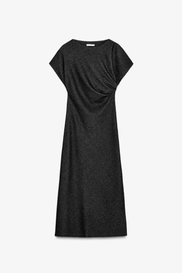 『3,000円以下』で見つけた！【ZARA】お値下げが嬉しい「大人っぽワンピ」