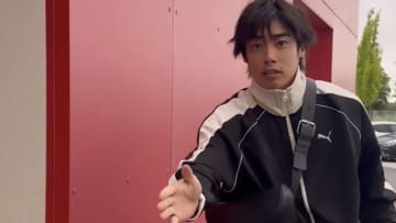 伊東純也、金髪から黒髪へイメチェン　「若く見える」と反響