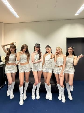IVE、海外大規模音楽フェスで観客の韓国語の歌声が響く！全曲バンド付きパフォーマンスが大好評