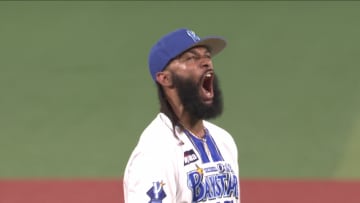 【DeNA】対巨人の連敗を6でストップ　力投のジャクソンが雄たけび　打線は3回2死から4連打で逆転