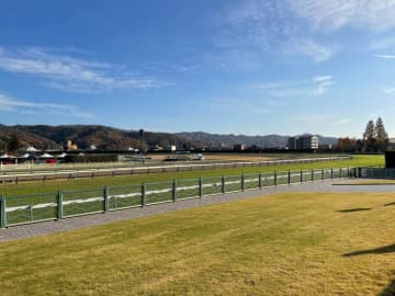 【七夕賞】コスモフリーゲンが大接戦を制する