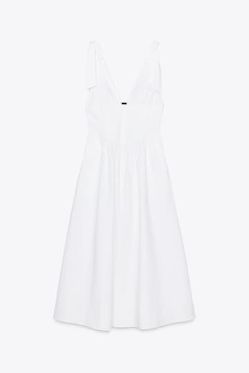 【ZARA】グッと上品さ高まる「サマーワンピ」に注目