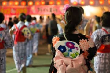 ゆかた、甚平でおでかけしたい♪縁日、屋台、ステージ、抽選会！イベントもりだくさん【彦根ゆかたまつり2025】