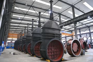中国山西省陽泉の老舗バルブメーカー、技術革新で「小巨人」に