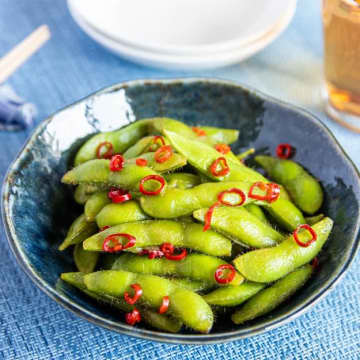 【枝豆って浅漬けにするとこんなにウマいの！？】「なにこれ、マジで止まらん」「塩ゆでより簡単とか最高すぎ」