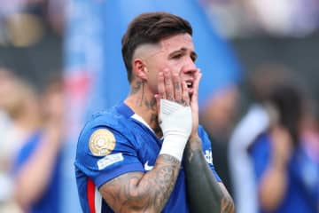 苦難の時からチェルシーを牽引してきたE・フェルナンデスが涙「最初は大変だった」