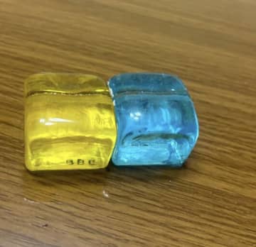 【平成生まれ、わかるか？】押入れから発見された“謎の物体”、その正体をめぐりSNSで大捜査。「これ何だっけ…」と記憶を試される人続出