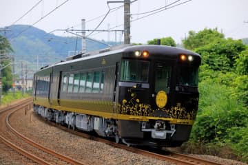 観光列車「はなあかり」が山口県に初登場！10月に特別な鉄道旅はいかが？