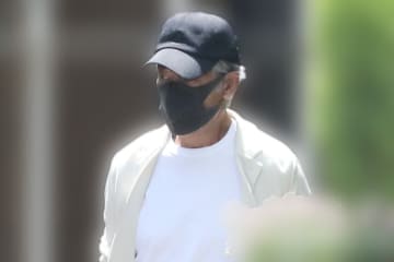「元気そう」神田正輝　激ヤセ克服した“最新近影”に広がる安堵…快活生活支える内縁妻の存在