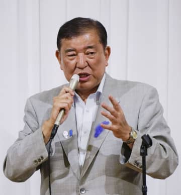 石破首相「野党は無責任」と批判　立民野田氏、自民公約を疑問視