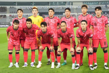「日本は国内組でも本当に強い」森保Jの練習を取材していた韓国メディア記者が感服。韓国代表のJリーグトリオは日韓戦でスタメン？「日本を知っていますから…」【現地発】