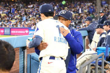 ドジャース・ロバーツ監督に韓国メディア憤慨…佐々木朗希復帰計画変更で「ウソ」「信用できない」