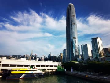 日刊香港ポストＴＯＰＩＣＳ