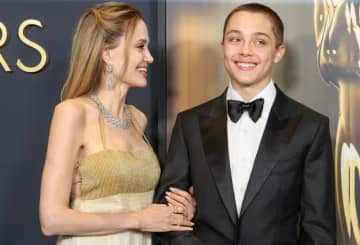 アンジー＆ブラピの17歳の息子、ムエタイ大会で優勝！『ファイト・クラブ』再来と話題