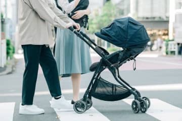 【編集部員が伝授】「抱っこひも」「ベビーカー」購入前にチェックすべき点はココ