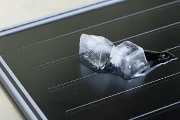 コストコで大量買いした肉→ニトリのまな板で処理。【ニトリマニア】が実践するスゴ技