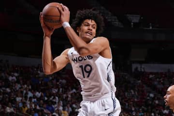 競技歴わずか４年でNBAへ――ウルブズ入団の“ゴベアの後輩”ヨアン・ベランジェが秘めた可能性＜DUNKSHOOT＞
