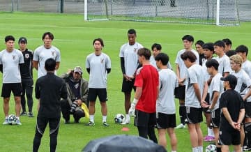 中国戦から唯一連続先発する森保J戦士は？ 日韓戦のメンバーに脚光！「スタメン勝ち取ってるやん」「これがJ最強チームか」【E-1】