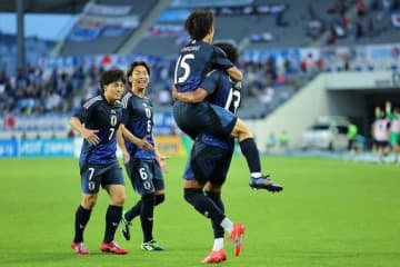 森保ジャパン、ジャーメイン良の今大会５点目で韓国相手に先制！ 激しい攻防戦は１－０リードで後半へ【E-１】