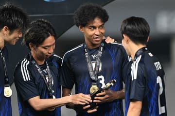 覚醒中のFWが生き残りへ自信「特徴が違う」　MVP＆得点王も…「見る目はさらに厳しいものに」