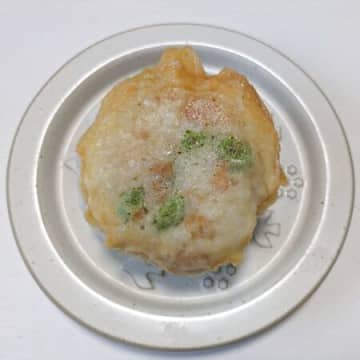 パリッとチーズの枝豆悪魔おにぎり
