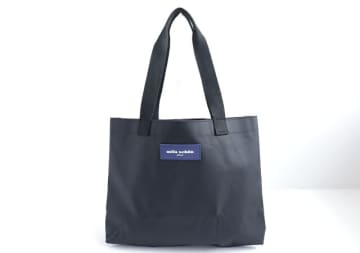 毎日バッグこれでいい♡大容量なだけじゃない！至れり尽くせりな上品トート♡素敵なあの人9月号