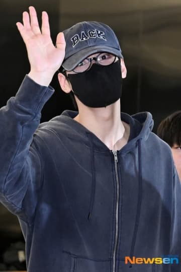 【PHOTO】ASTRO チャウヌ、入隊前最後の日本ファンミーティングを終えて韓国に到着（動画あり）