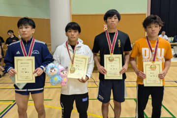 ＜レスリング＞【写真集】2025年全日本社会人選手権・表彰式（男子フリースタイル）