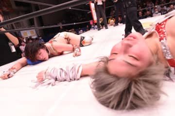 【マリーゴールド】林下詩美 vs 彩羽匠のワールド王座＆GHC女子王座2冠戦は56分超の激闘の末に両者KOドロー「ここで終わらせられない」