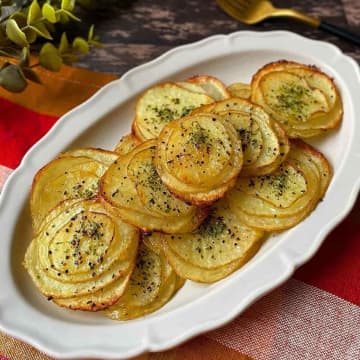 じゃがいもを重ねたら食感楽しい！おいしい！「ミルフィーユポテト」の作り方